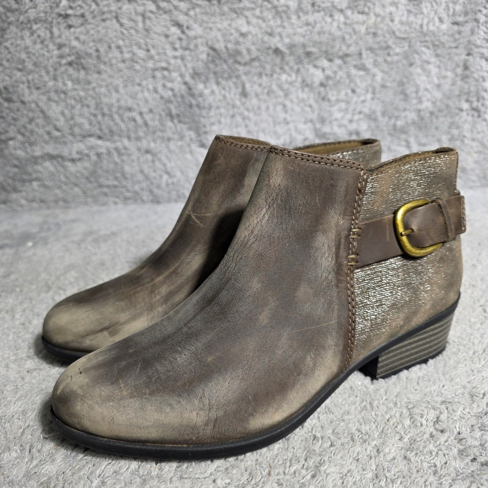 Clarks Addiy Kara Distressed Suede Buckle Ankle Booties Boots Women US 8 NEW‎